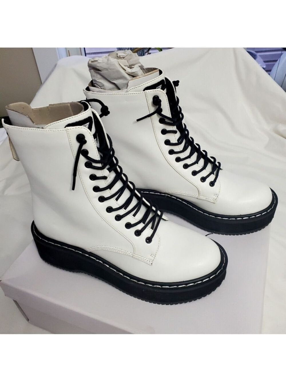 Kendall + Kylie White Platform Combat Boots Size 6.5